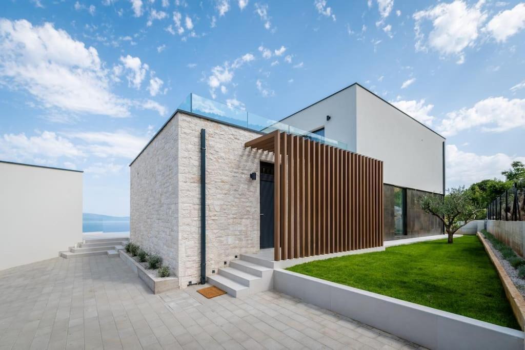 Villa Rovni By Istrialux Ravni Exterior photo